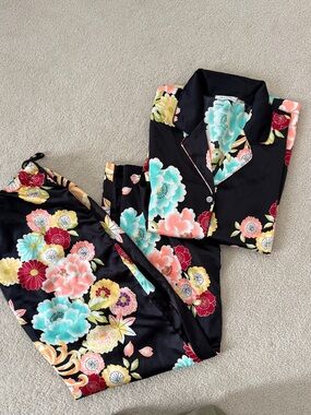 Natori Pyjama Set